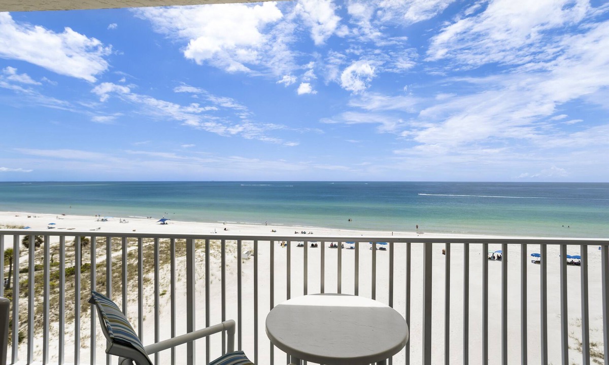 Madeira Beach Condo | 🌴 Sea Breeze #505 Direct Gulf Front Condo with Balcony Views