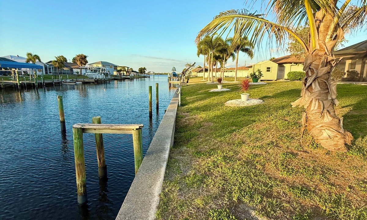 Gulf Cove House | Sea Breeze - a perfect place for your vacation.