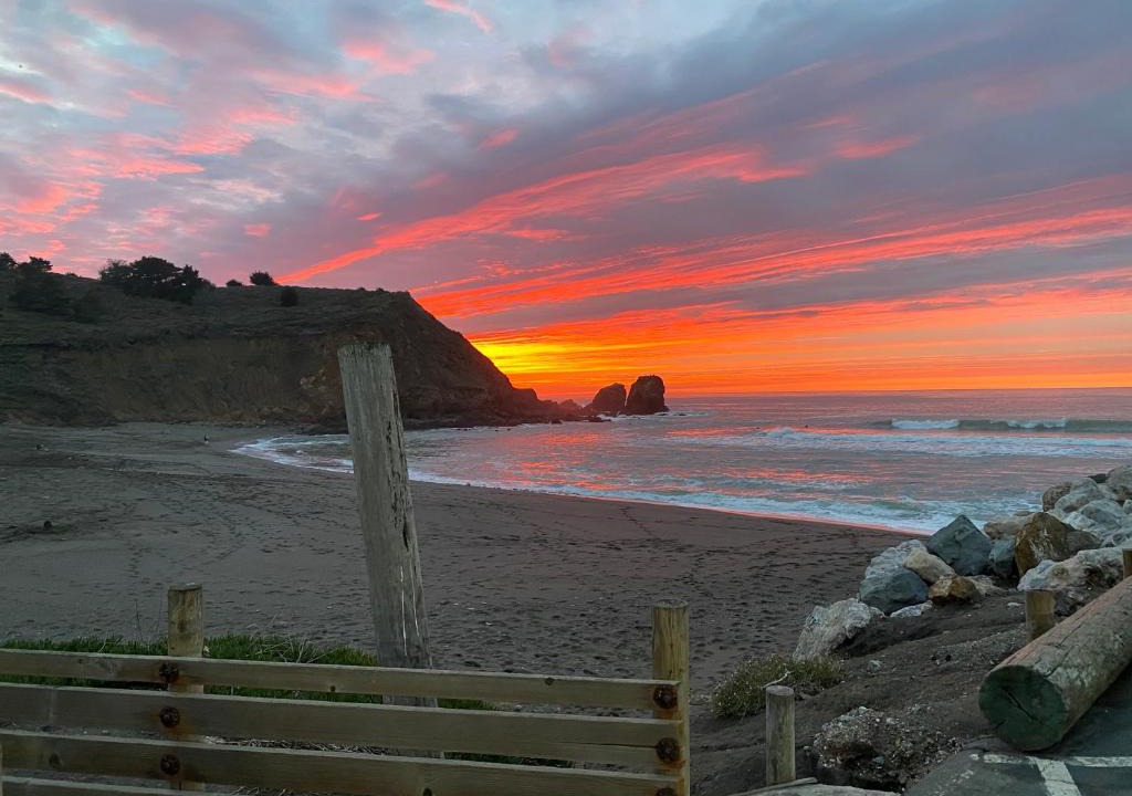 Rockaway Beach Hotel | Sea Breeze Motel