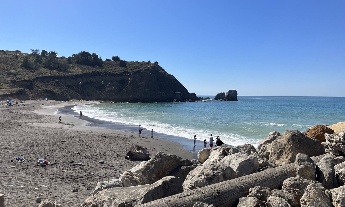 Rockaway Beach Hotel | Sea Breeze Motel