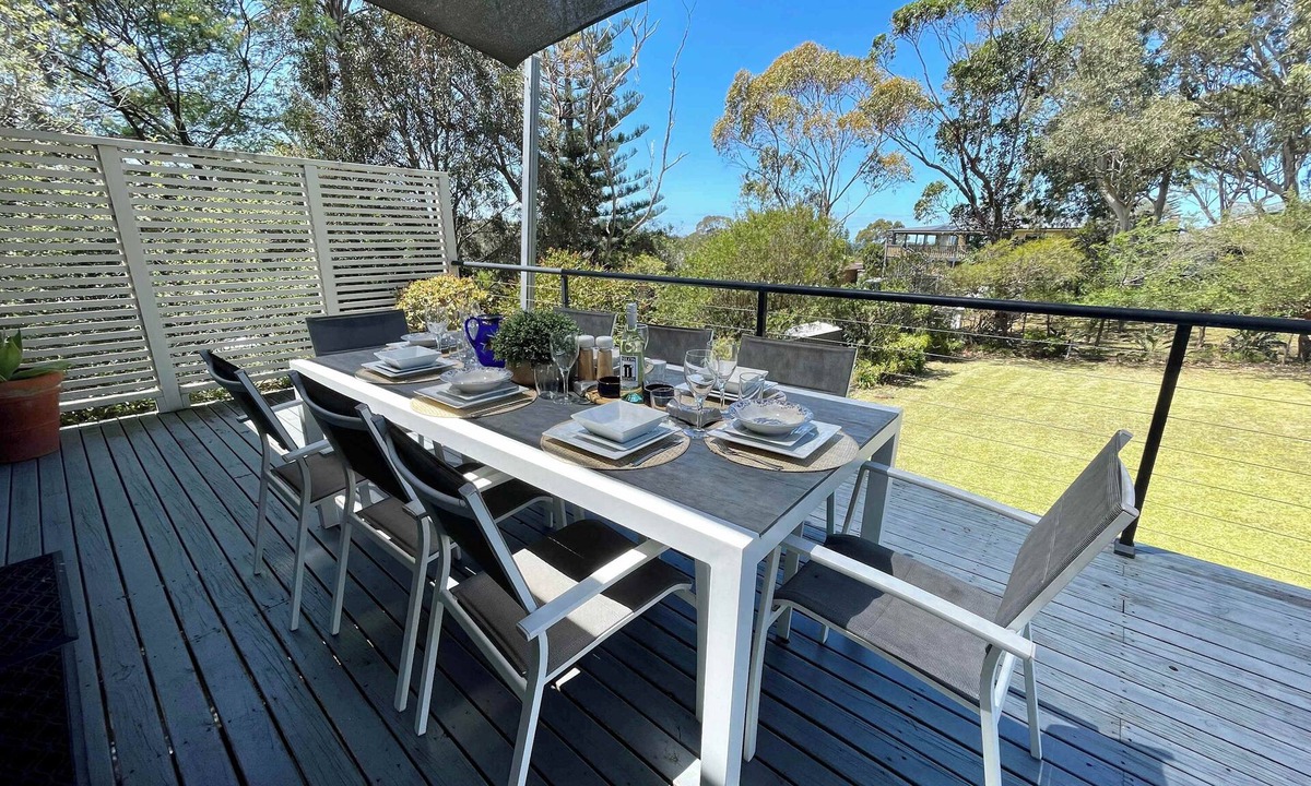 Mollymook Beach House | Sea Breeze On Carroll