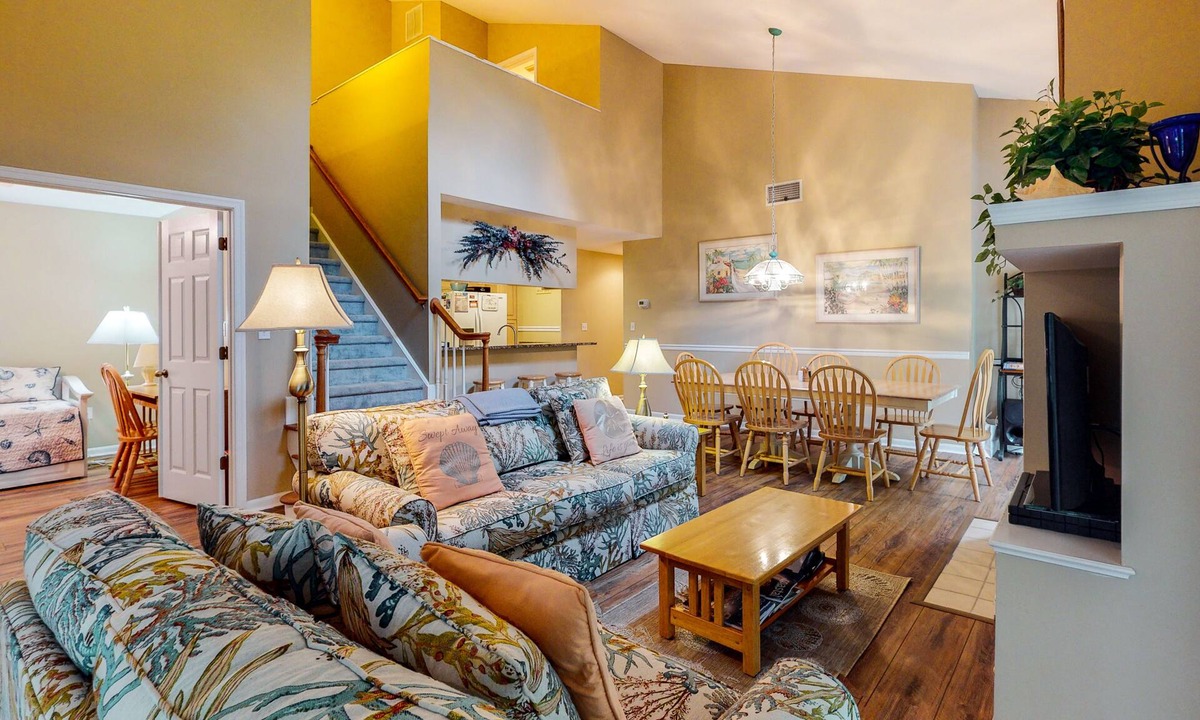 Bethany Beach Condo | Sea Colony Tennis 2nd-floor condo with tennis/basketball, 3-season room, & AC