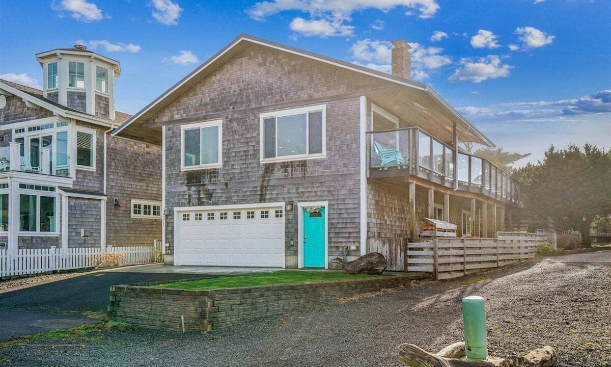 Tolovana Park House | Sea Dreams - New Listing!