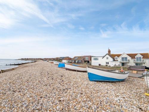 Selsey House | Sea Esta