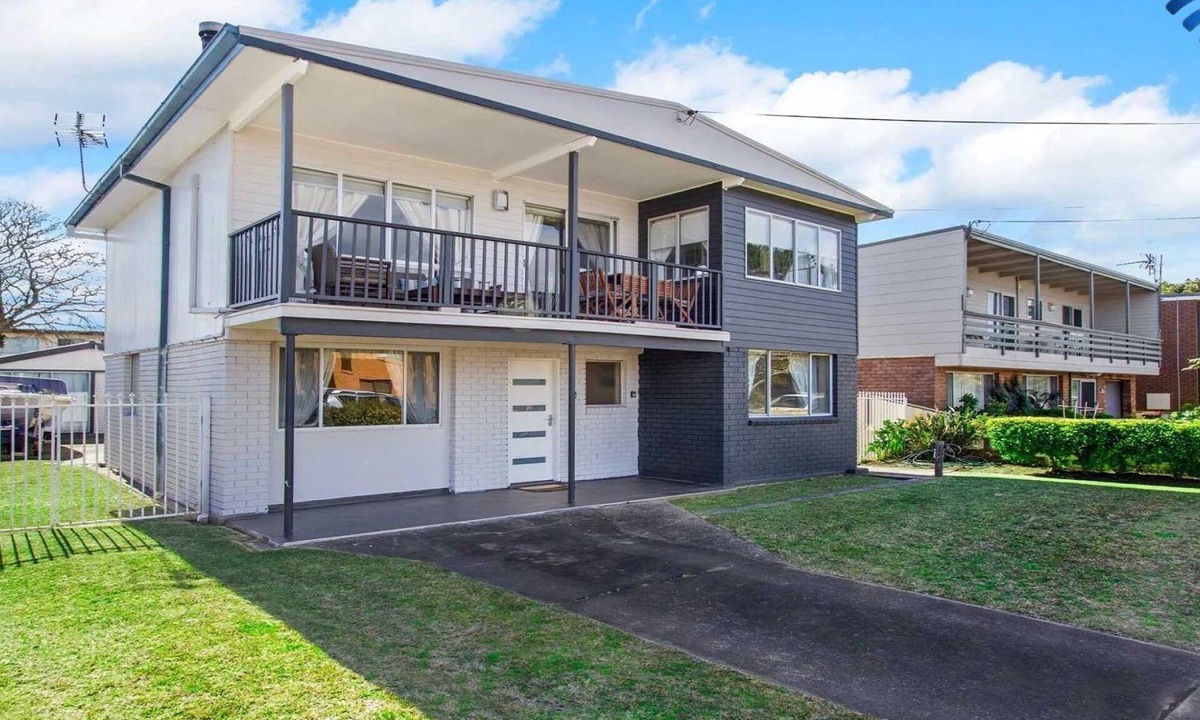 Callala Beach House | Sea Gem - air conditioning, fireplace