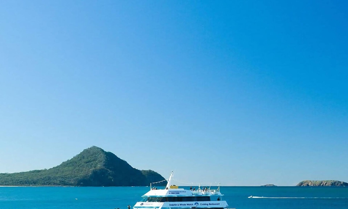 Lemon Tree Passage House | Sea Haven Furry Friends Welcome