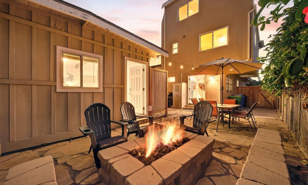 Ocean Beach House | Sea La Vie - 4BR+3BA | Jacuzzi, Ocean Views