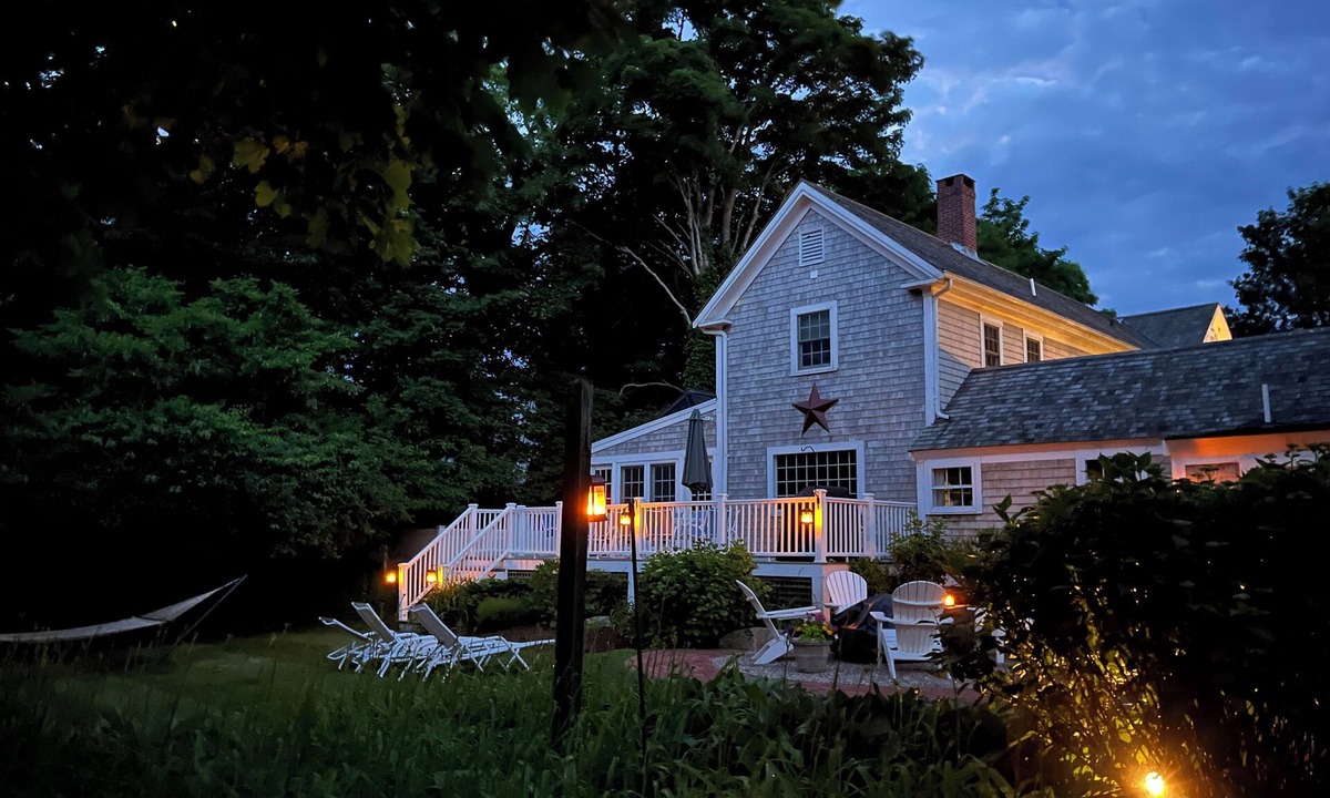 West Brewster Bed & Breakfast | Sea Meadow Inn