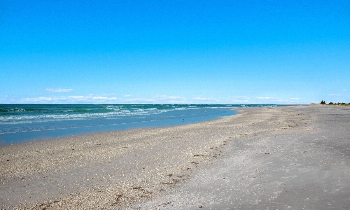 Boca Grande Condo | Sea Oats 215 - Pool/Spa - Elevator - Sleeps 6