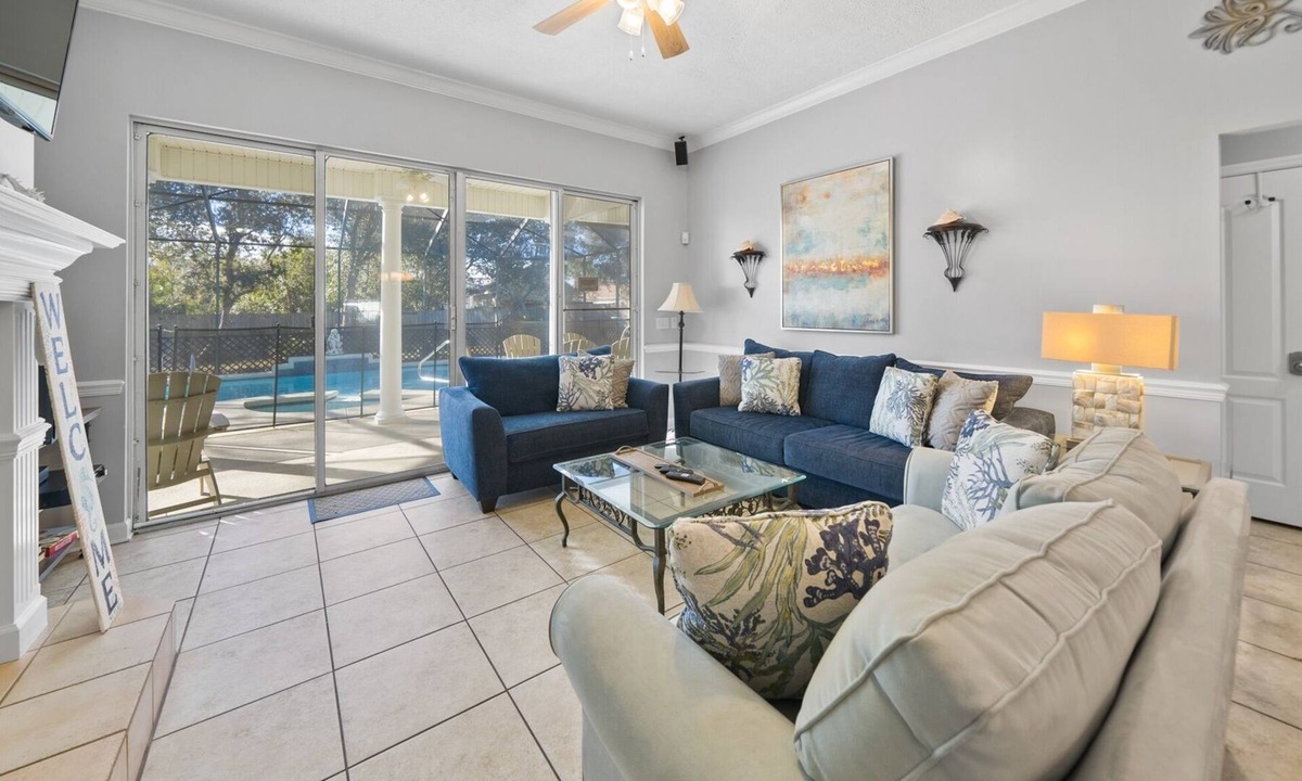 Fort Bay House | Sea-renity - 3 Br home by RedAwning
