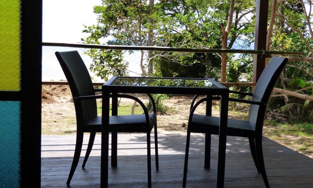 Air Hangat House | Sea Side Beach House