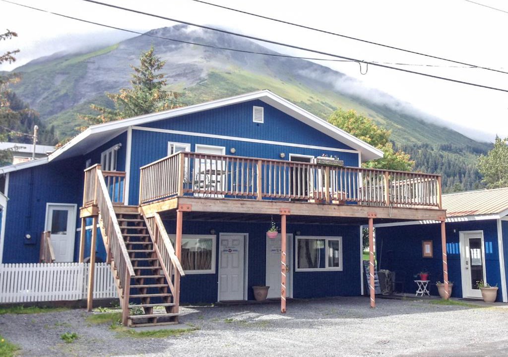 Seward Hotel | Sea Treasures Inn