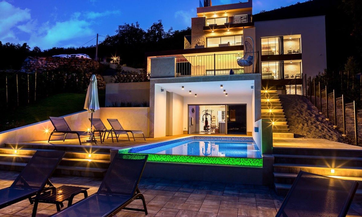 Poljane Villa | Sea view and relaxing villa