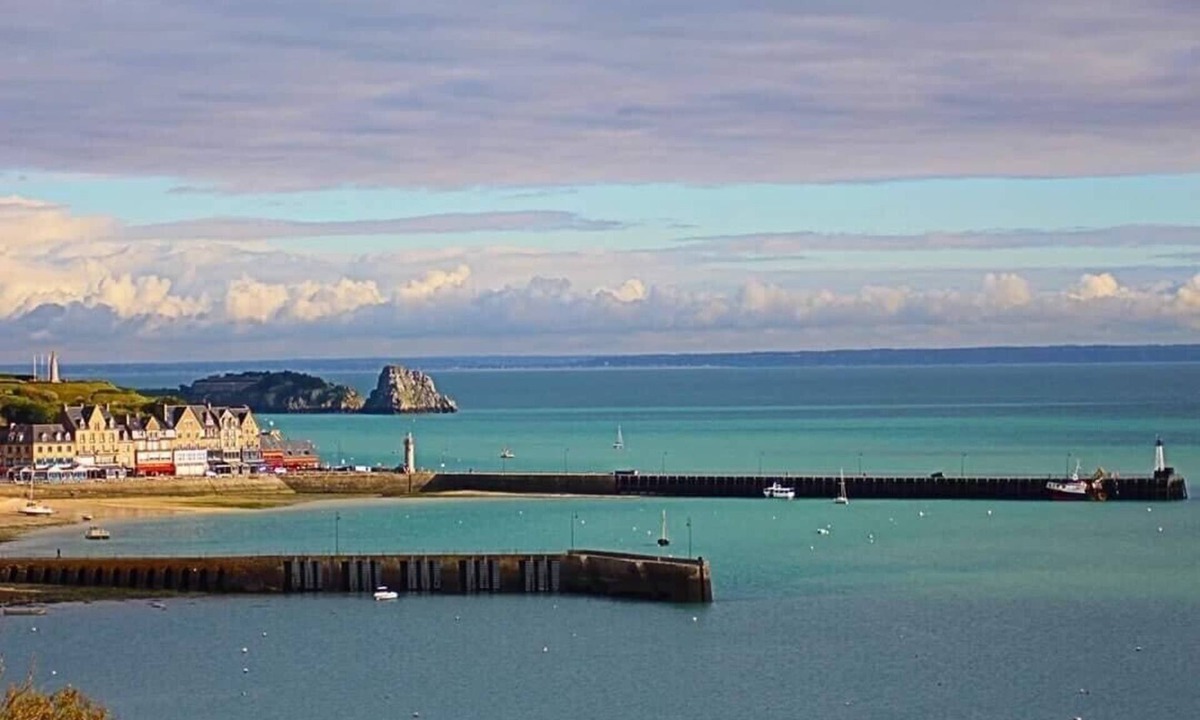Cancale Apartment | SEA VIEW APARTMENT IN CANCALE
