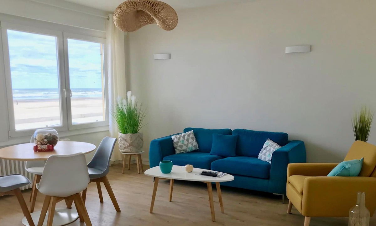 Glacis-Victoire Apartment | SEA VIEW APARTMENT RAISED GROUND FLOOR