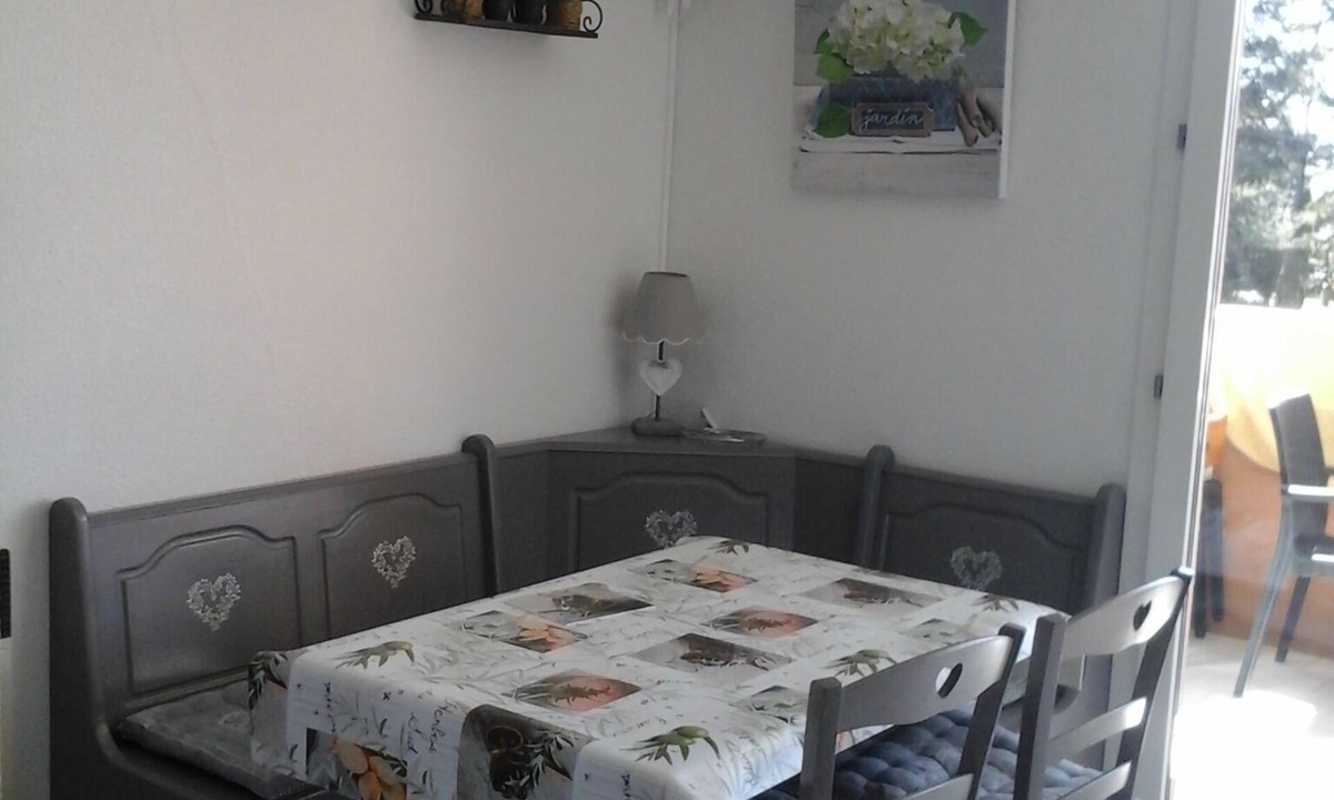 Cannes La Bocca Apartment | Sea view