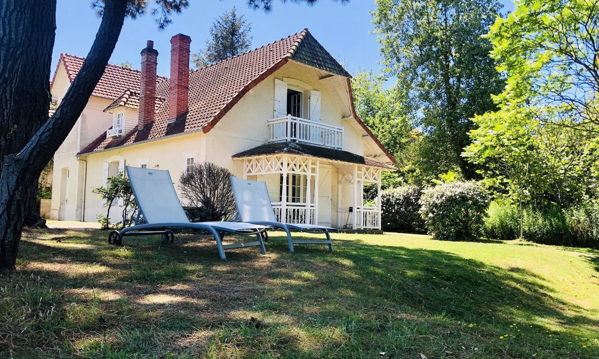 Sainte-Marguerite-sur-Mer House | Sea view villa with direct beach access