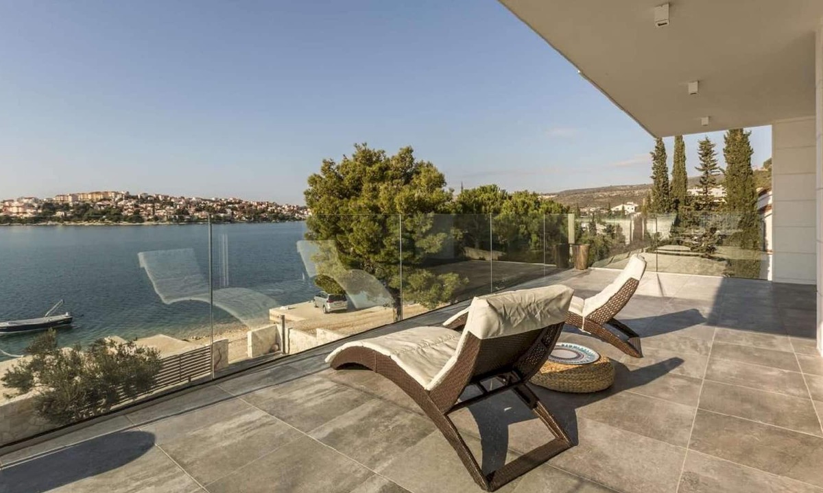 Dvornica Villa | Sea View Villa Rogoznica