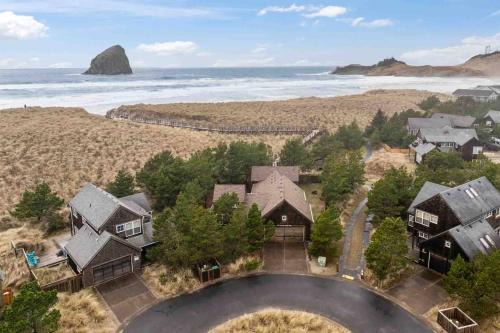 Shorepine Village House | Sea You Later