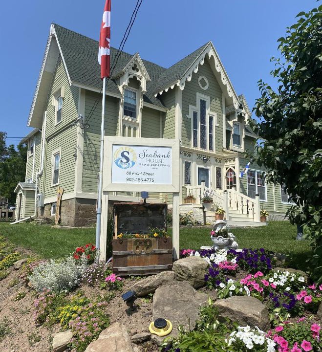 Pictou Bed & Breakfast | Seabank House Bed and Breakfast Ahoy