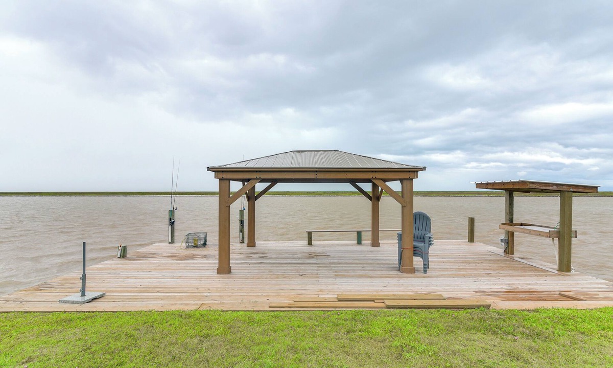 Cedar Lane House | Seabreeze Retreat: Waterfront Home Near Sargent