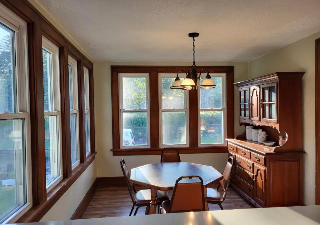 East Irondequoit House | Seabreeze Three Bedroom Home