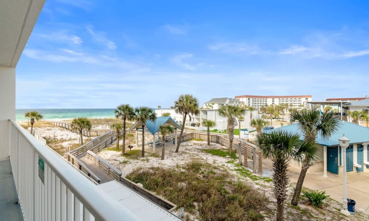 Ocean City Condo | Seacrest Beachfront 2BR | Angled Gulf View + Pools
