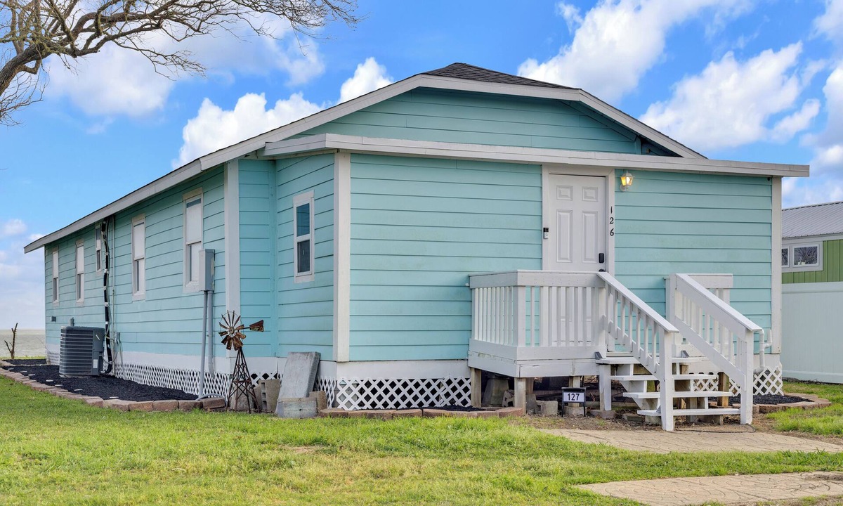 Beach City House | Seacrest Waterfront - 3BR - King Bed + Game Room