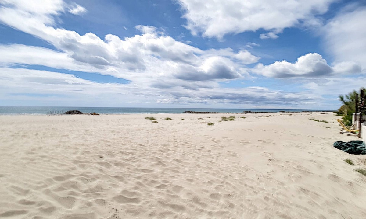 Palavas-les-Flots Apartment | Seafront F2, South-Facing Balcony, Parking, Sleeps 4 - Palavas-les-Flots