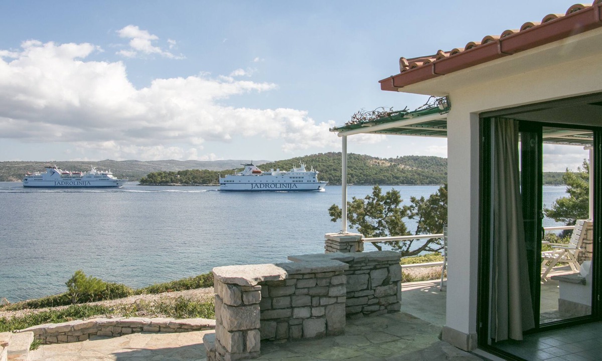 Gornje Selo House | Seafront house Šolta