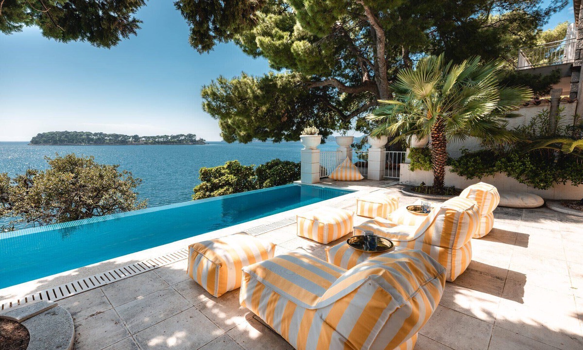 Lozica Villa | Seafront Villa Dubrovnik Sea Diamant for 9 guests