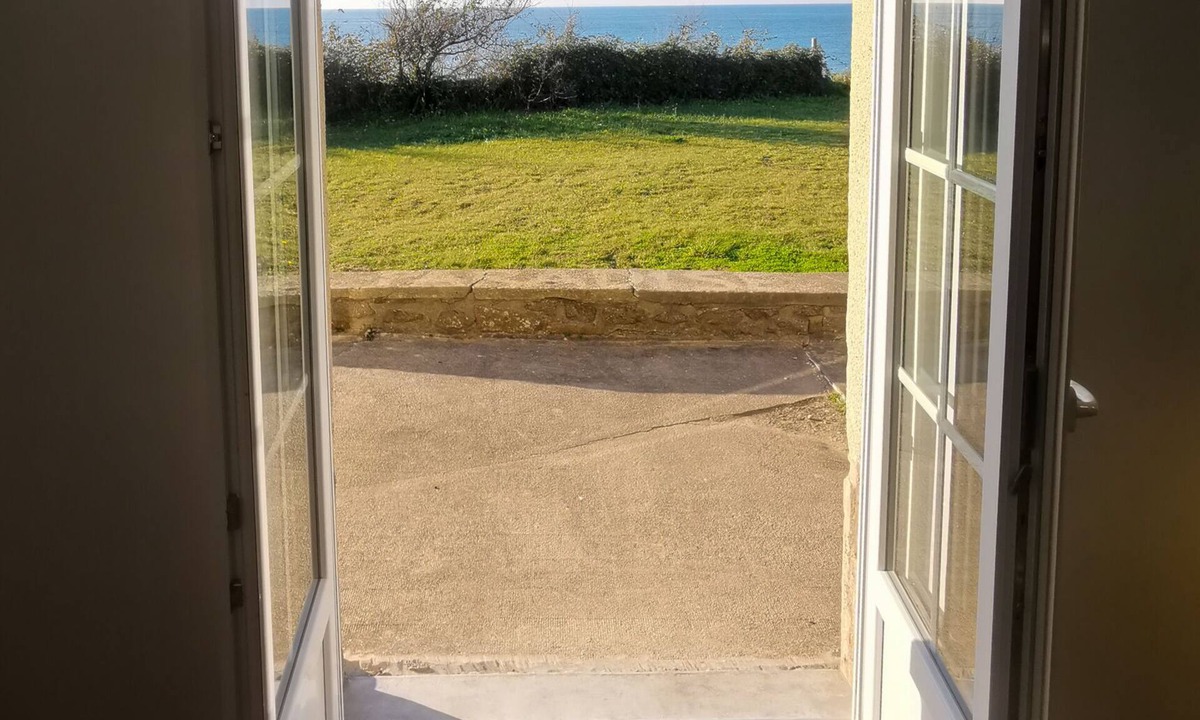 Siouville-Hague Villa | Seafront villa for 12 people