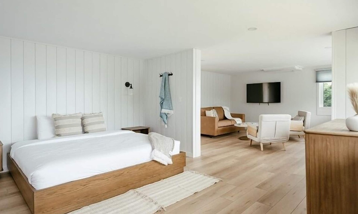 Bayfield Hotel | Seagull Bay Motel