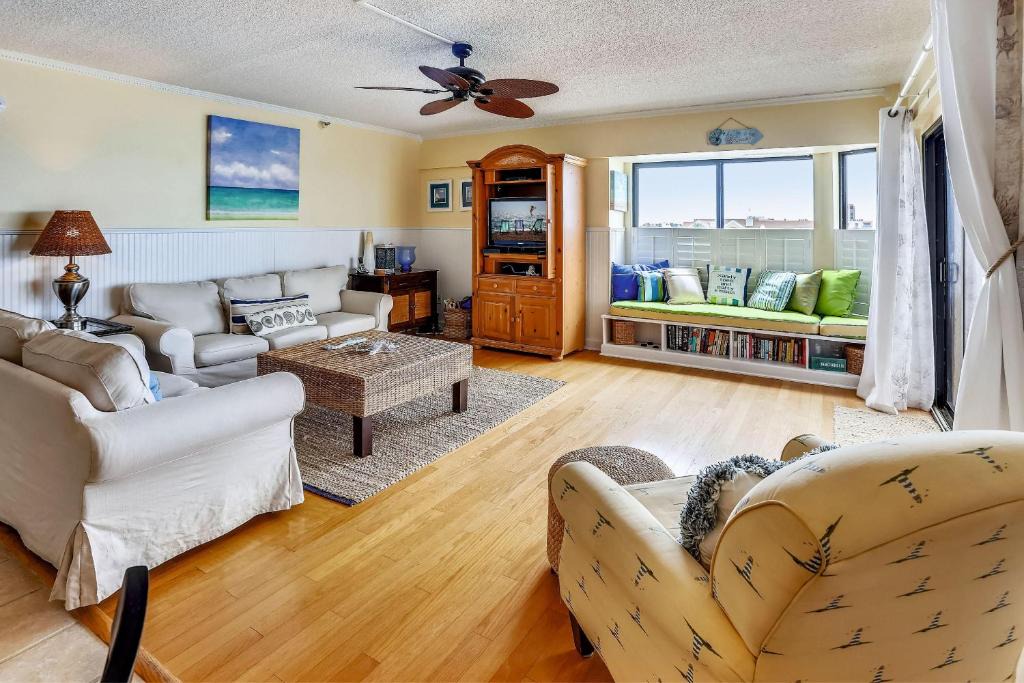 Indian Rocks Beach House | Seahorse 401
