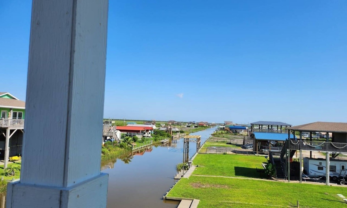 Port Bolivar House | Seahorse Sea Fish Camp Sleeps 16