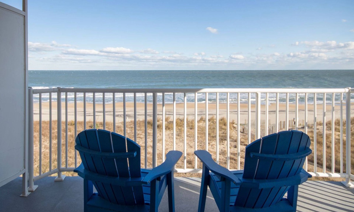 Midtown Ocean City Hotel | SeaLoft Oceanfront Hotel