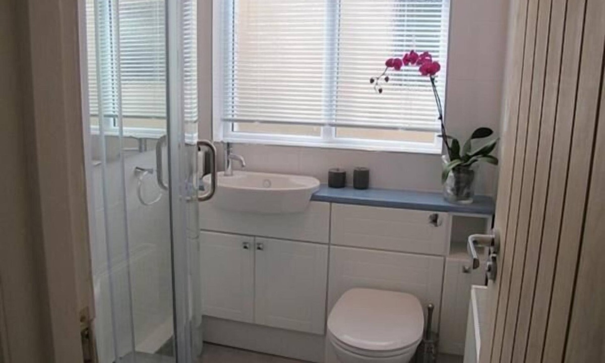 Boscombe Apartment | 'Seaminder' Beach Holiday Apartment