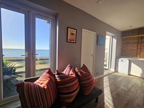 Sandgate House | Seascape