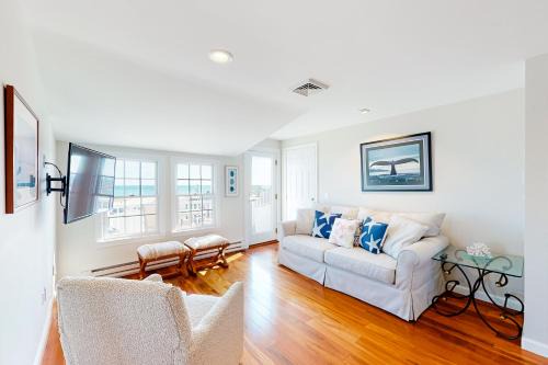 Harwich Port Apartment | Seashells on Bank