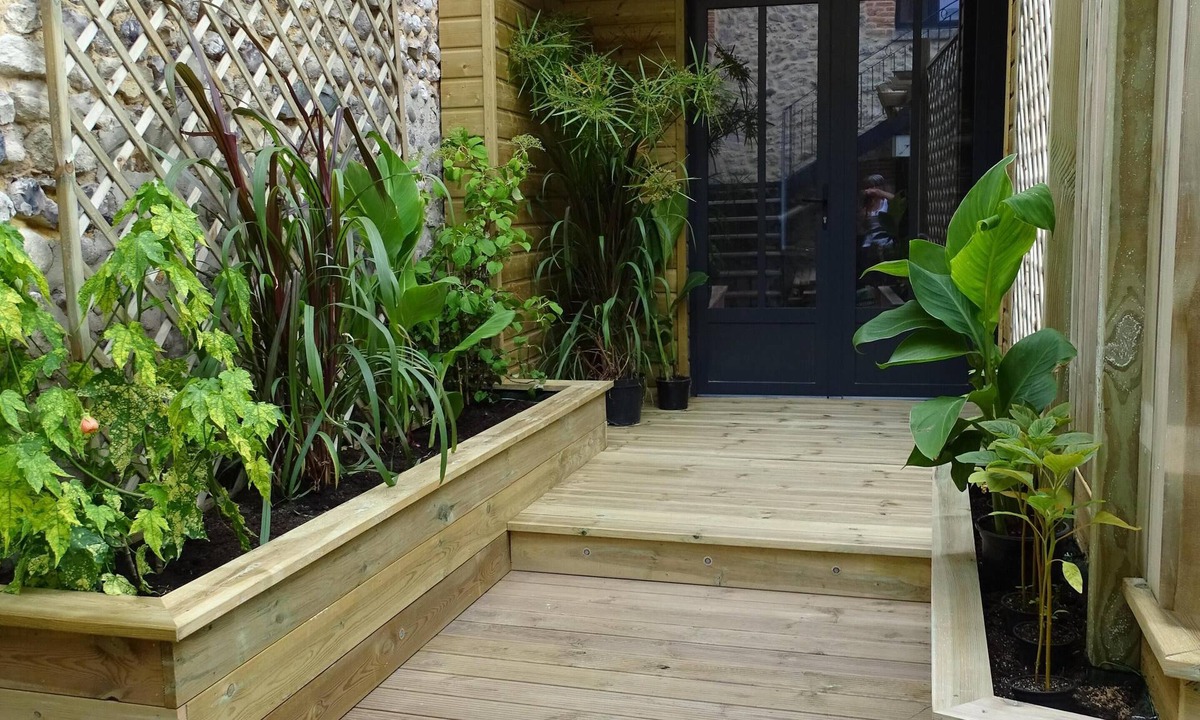 Fecamp Apartment | SEASIDE 2/5 PEOPLE "JACUZZI AND PRIVATE SAUNA OPTION PAYABLE".