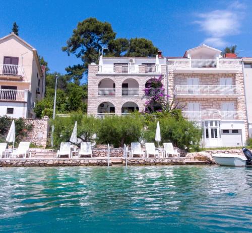 Bobovisca Apartment | Seaside Apartments Antičević