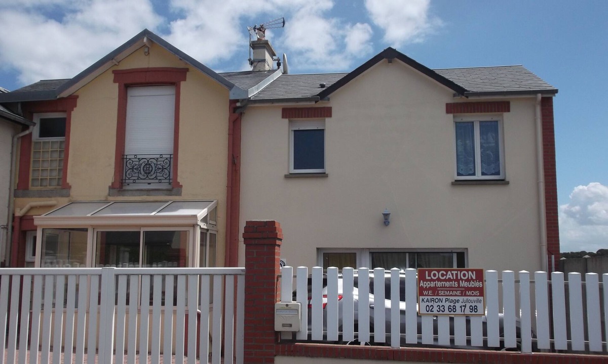 Granville House | Seaside bright villa with garden