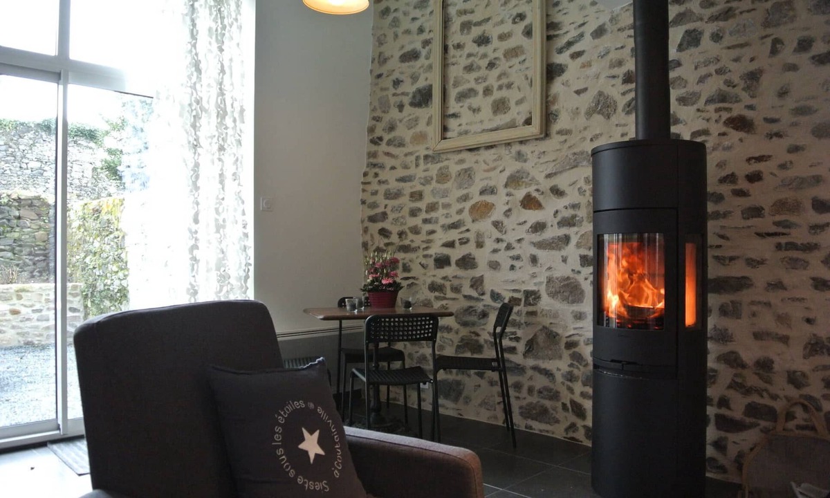 Blainville-sur-Mer House | Seaside, charming village house, La Maison d'Isa, WIFI