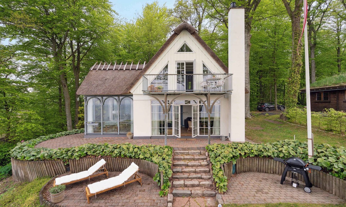 Hejsager Strand House | Seaside charm and panoramic view