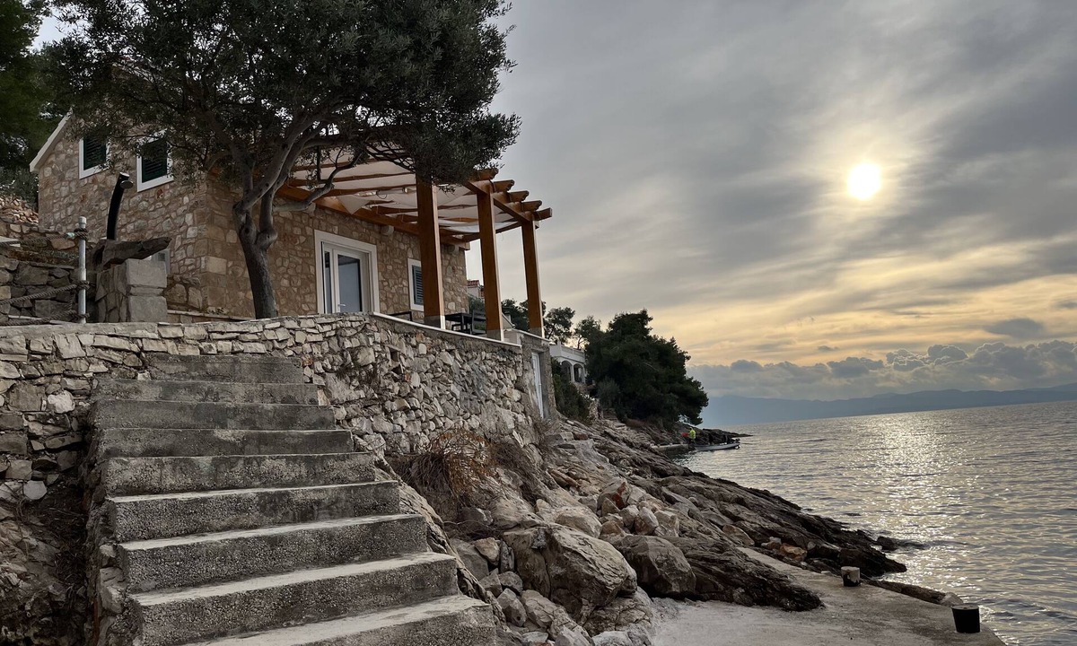 Gdinj Cottage | Seaside Cottage Maslina, Torac Bay