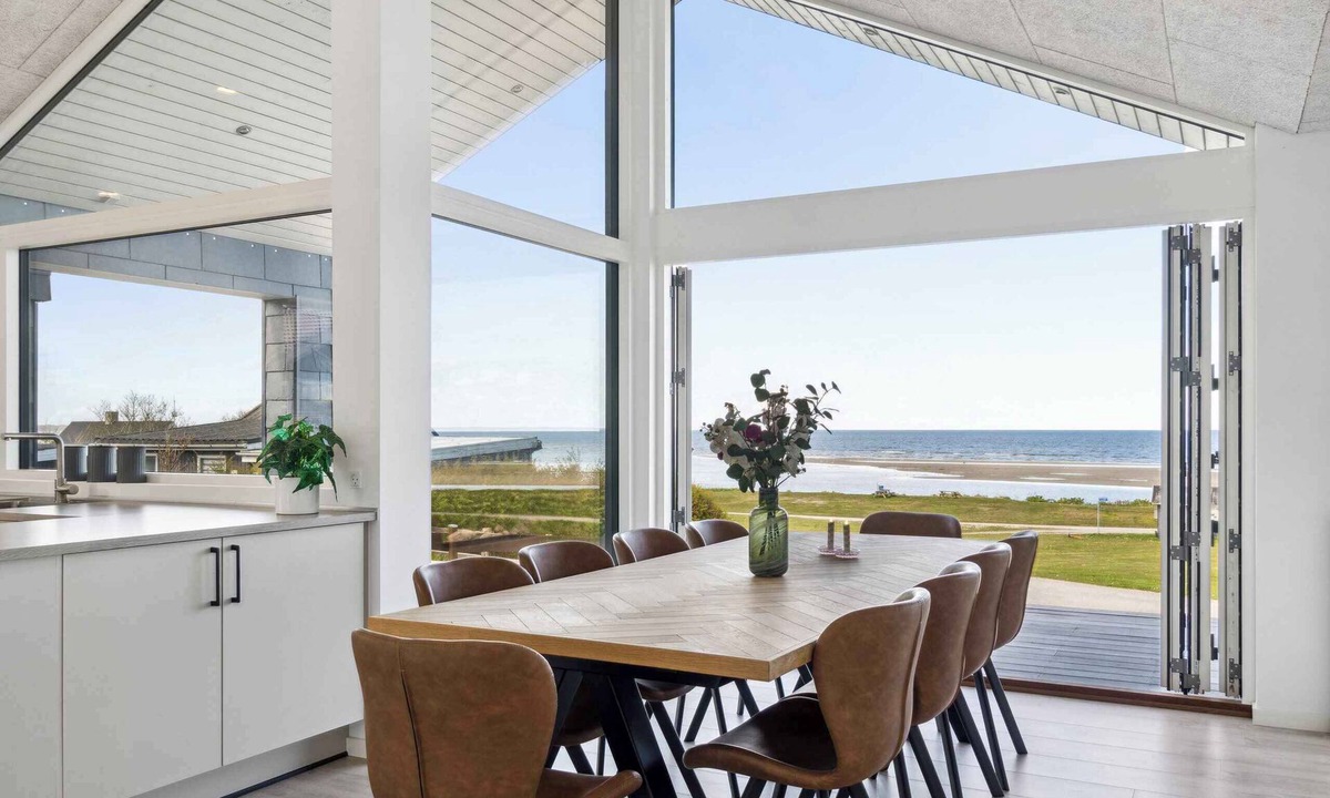 Allingabro House | Seaside cottage with a stunning view