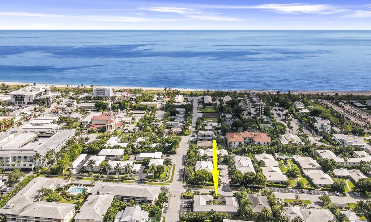 Delray Beach Condo | Seaside Escape/Luxury Unit/Walk to Beach