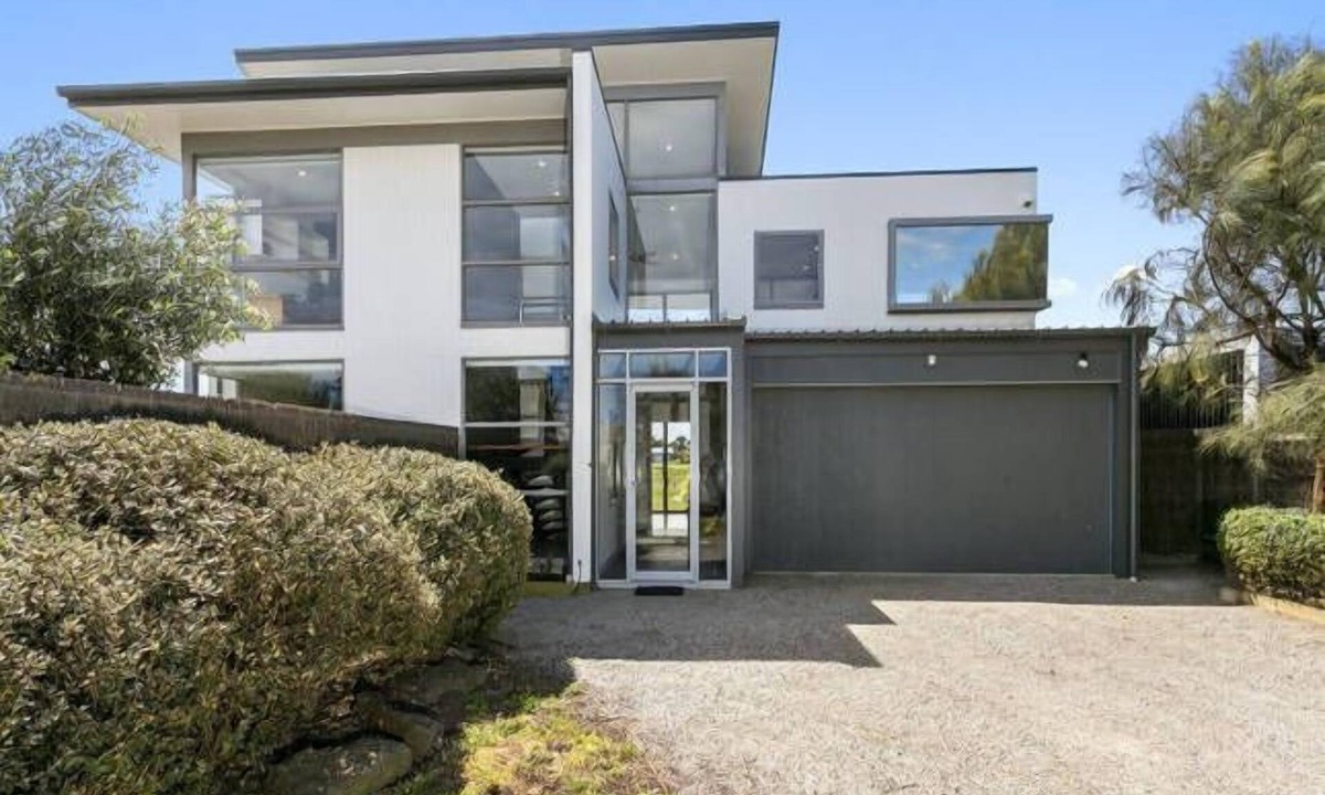 Connewarre House | Seaside getaway in Barwon heads