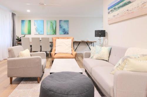 North Narrabeen Apartment | Seaside Haven Tranquil Beachside Escape