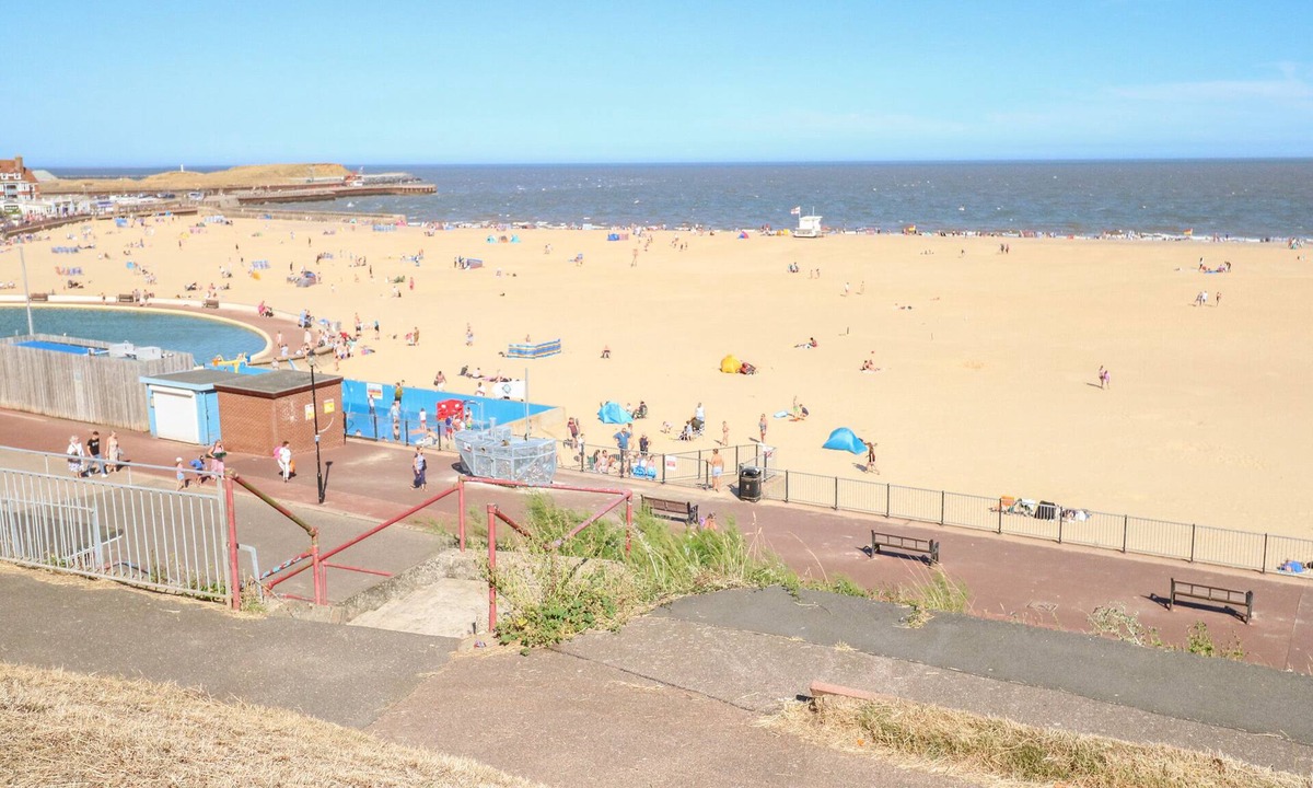 Gorleston-on-Sea Cottage | Seaside House
